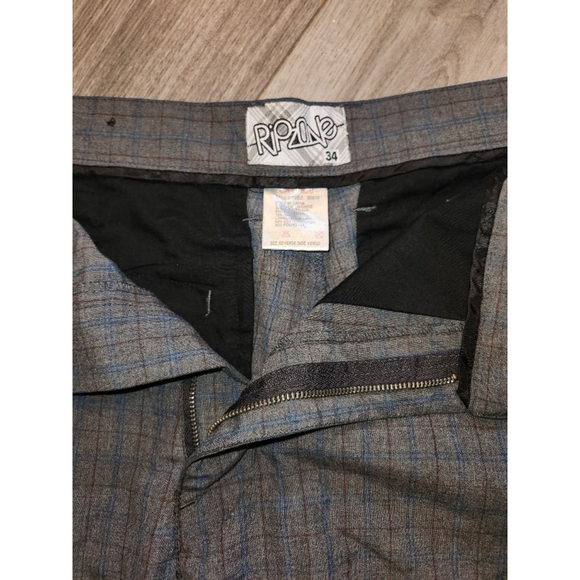 Ripzone | Mens | Shorts | 34" - Picture 3 of 3